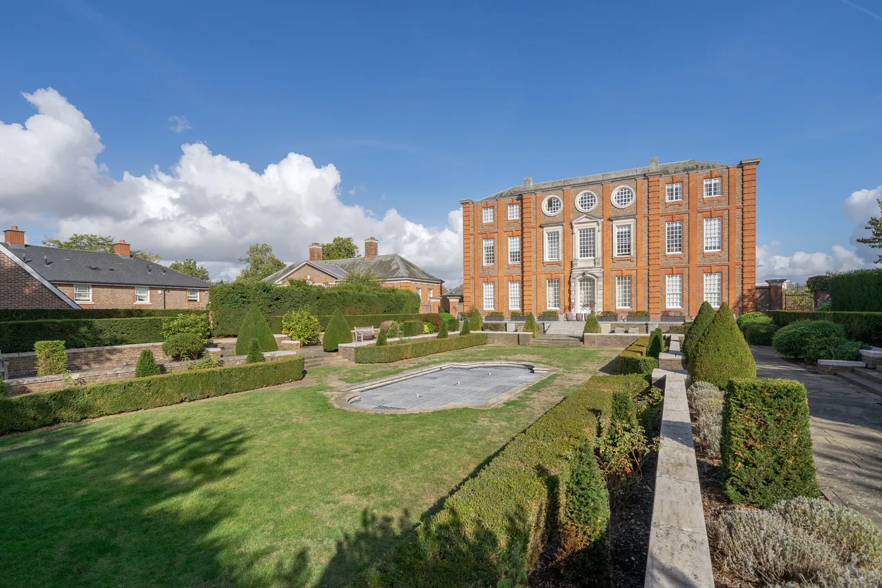 Holford Way, London, SW15, photo 18