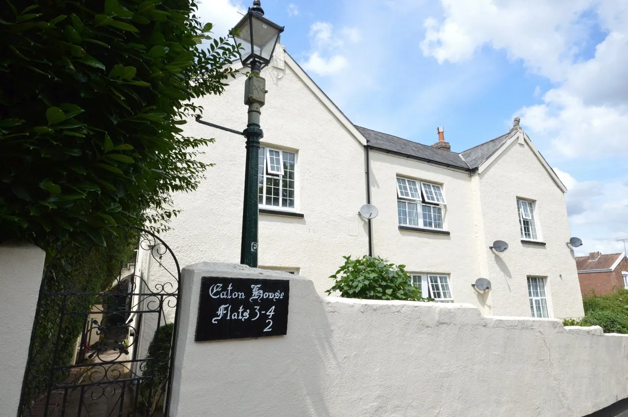 2 bed property for sale — Exwick Hill, Exeter, Devon, EX4