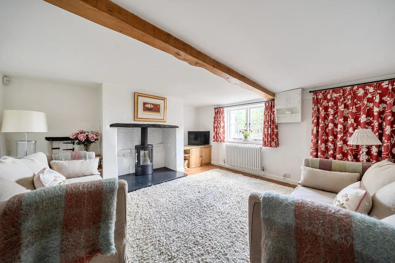 The Old Post Office, Tunworth, Basingstoke, RG25 2NB, photo 3