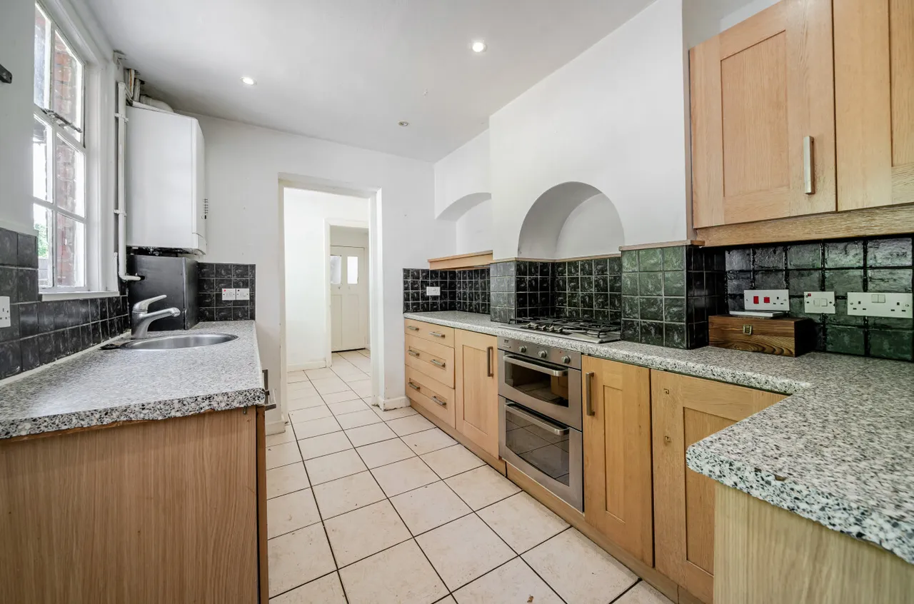 Park Street, Camberley, Surrey, GU15 3NU, photo 4