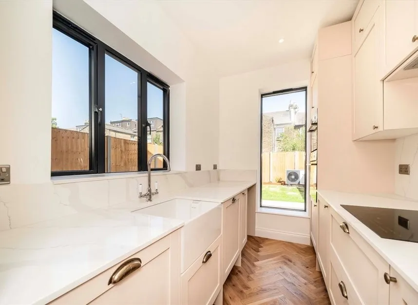 Kings Road, Leytonstone, E11, photo 5