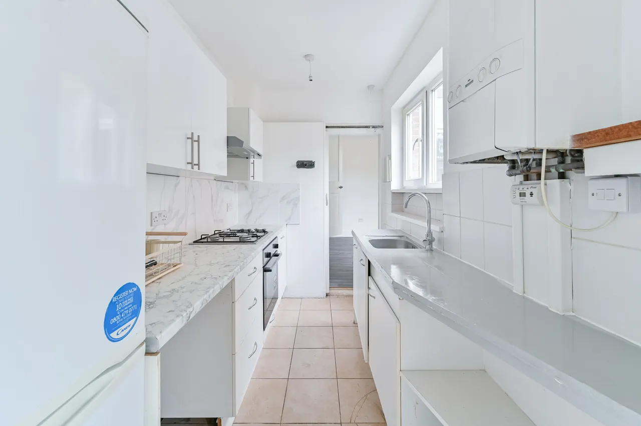 27 Tylecroft Road, London, photo 5