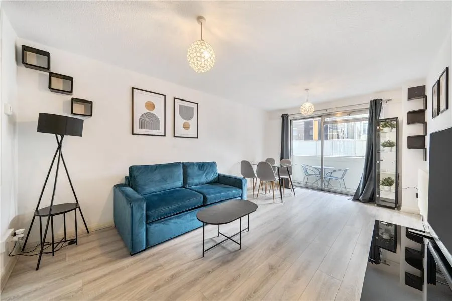 1 bed flat for sale, Gresse Street, London, W1T