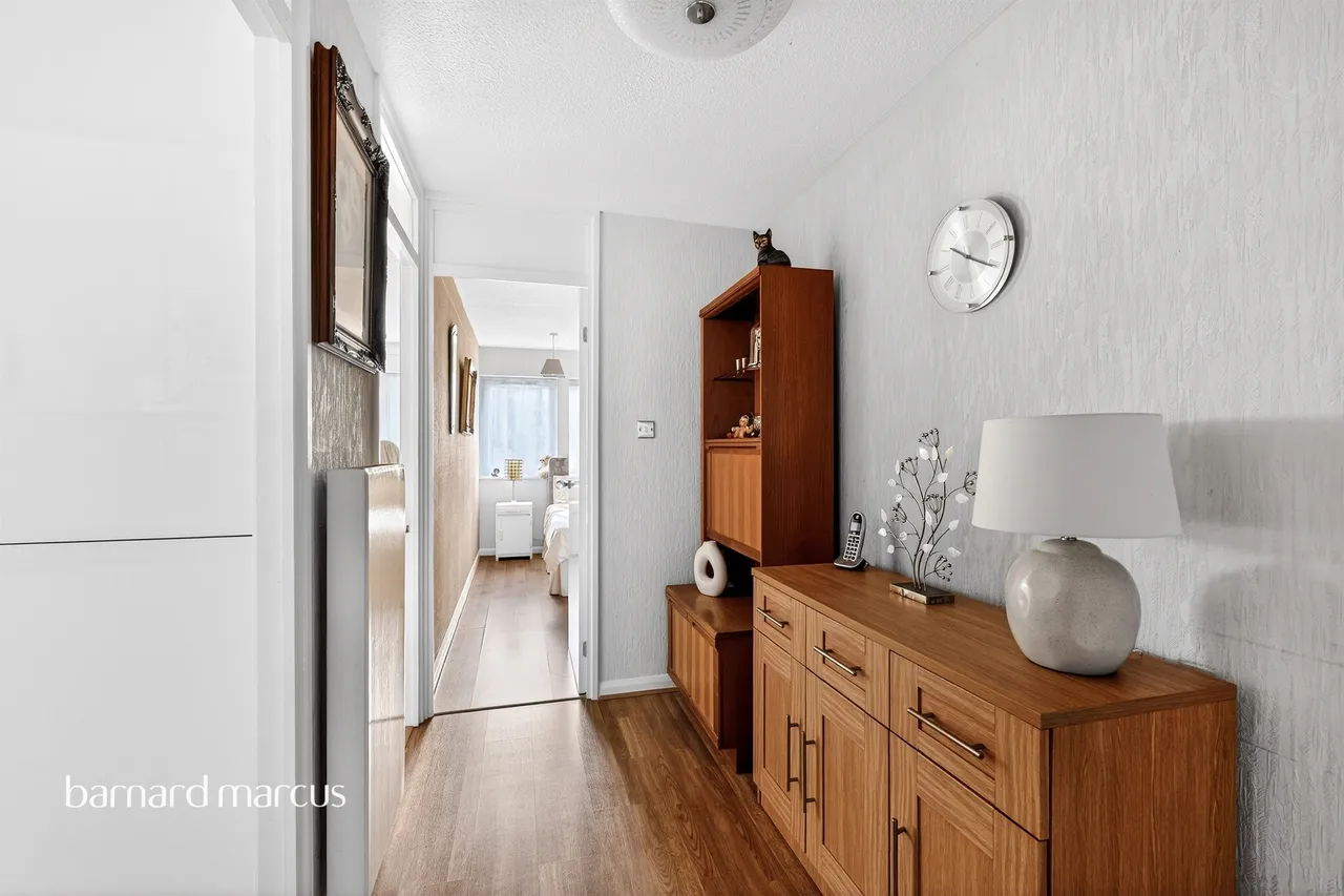 St. Albans Road, Cheam, SM1, photo 9