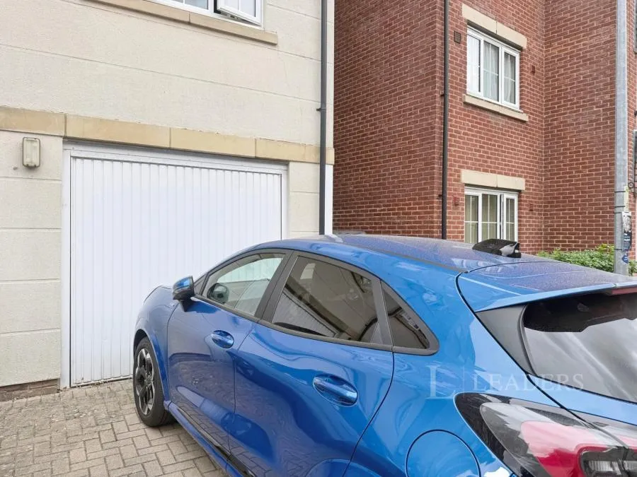 Luton Road, Dunstable, LU5, photo 8