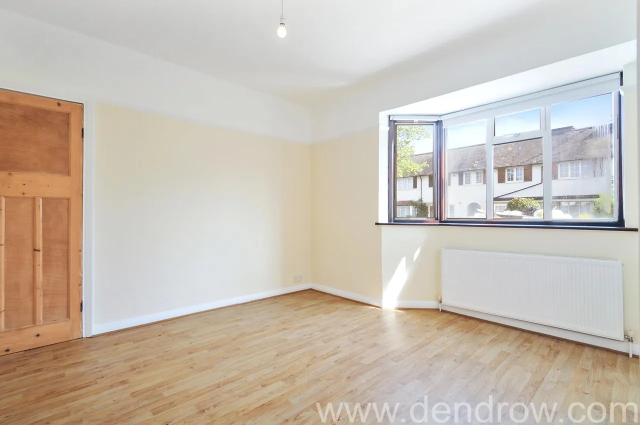 Highfield Road, London, W3 0AH, photo 6