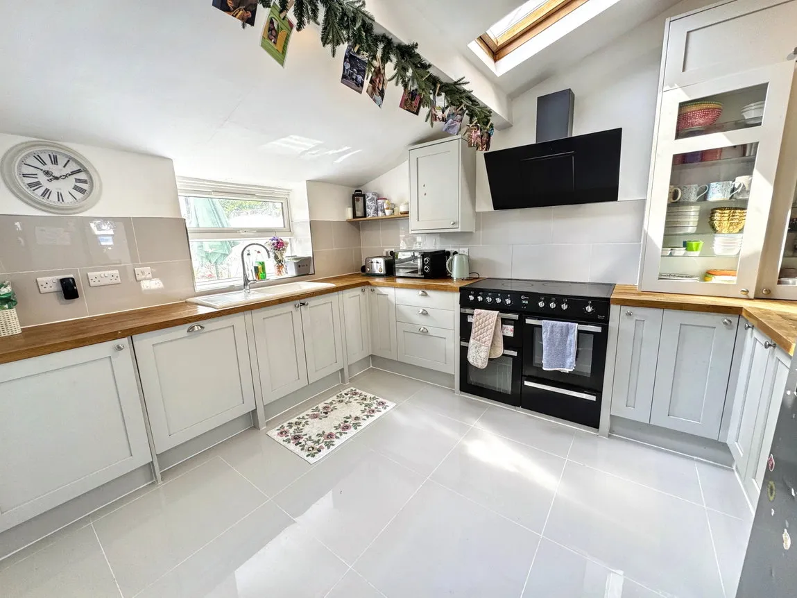 Abergele Road, Llanddulas, Conwy, LL22 8EN, photo 9