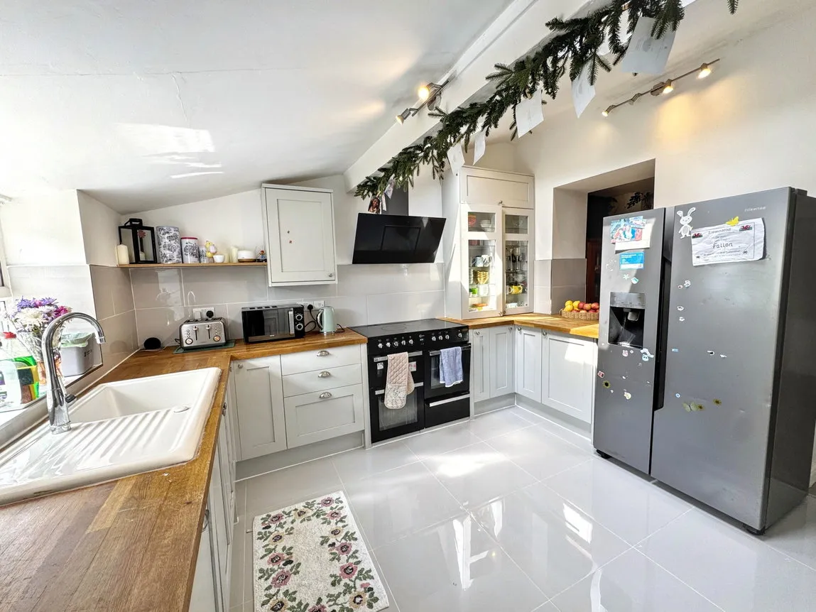 Abergele Road, Llanddulas, Conwy, LL22 8EN, photo 3