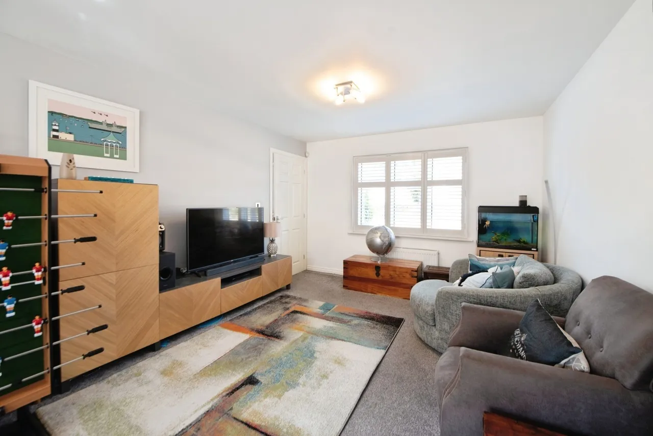 Seafire Road, Lee-On-The-Solent, PO13, photo 5