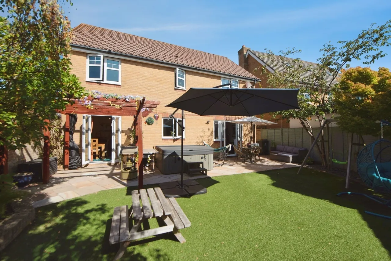 Seafire Road, Lee-On-The-Solent, PO13, photo 2