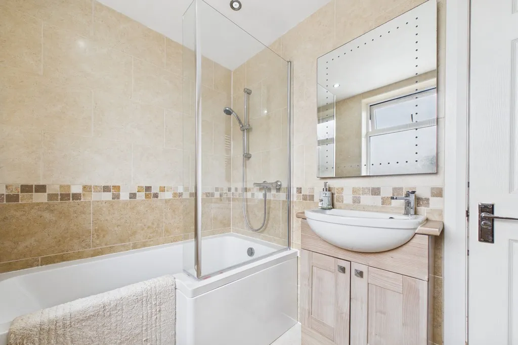 Hawthorn Road, Bolton Le Sands, LA5, photo 11