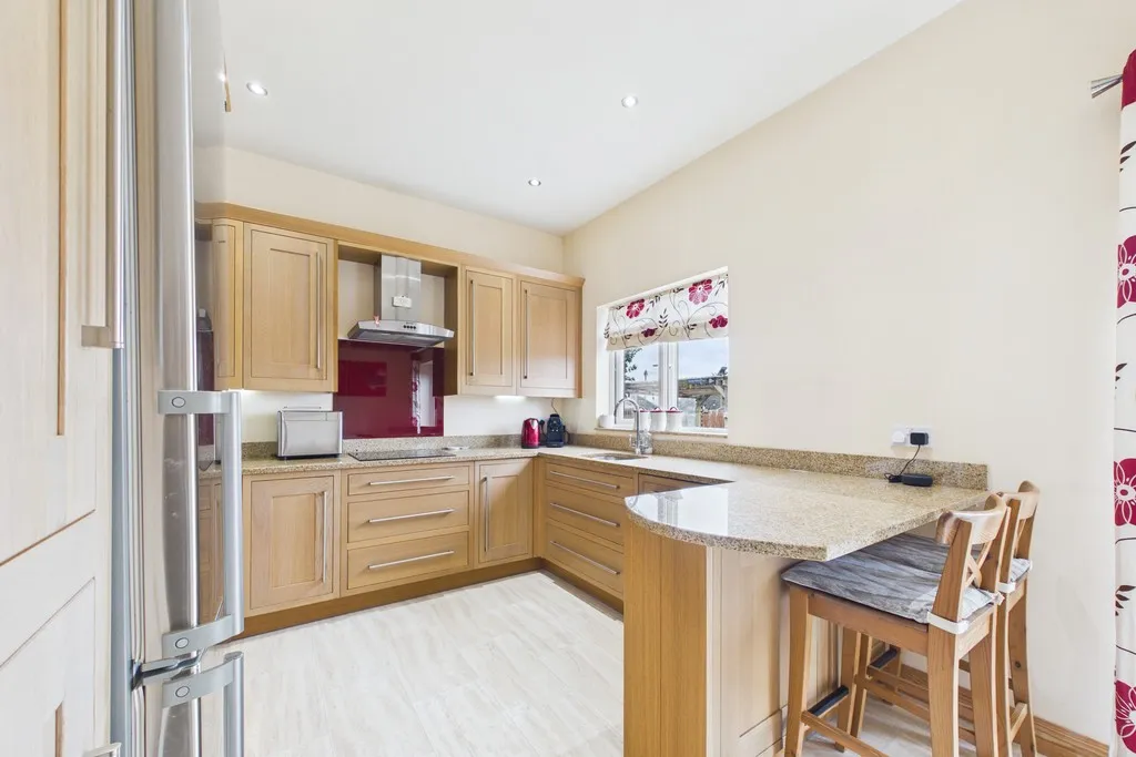 Hawthorn Road, Bolton Le Sands, LA5, photo 26