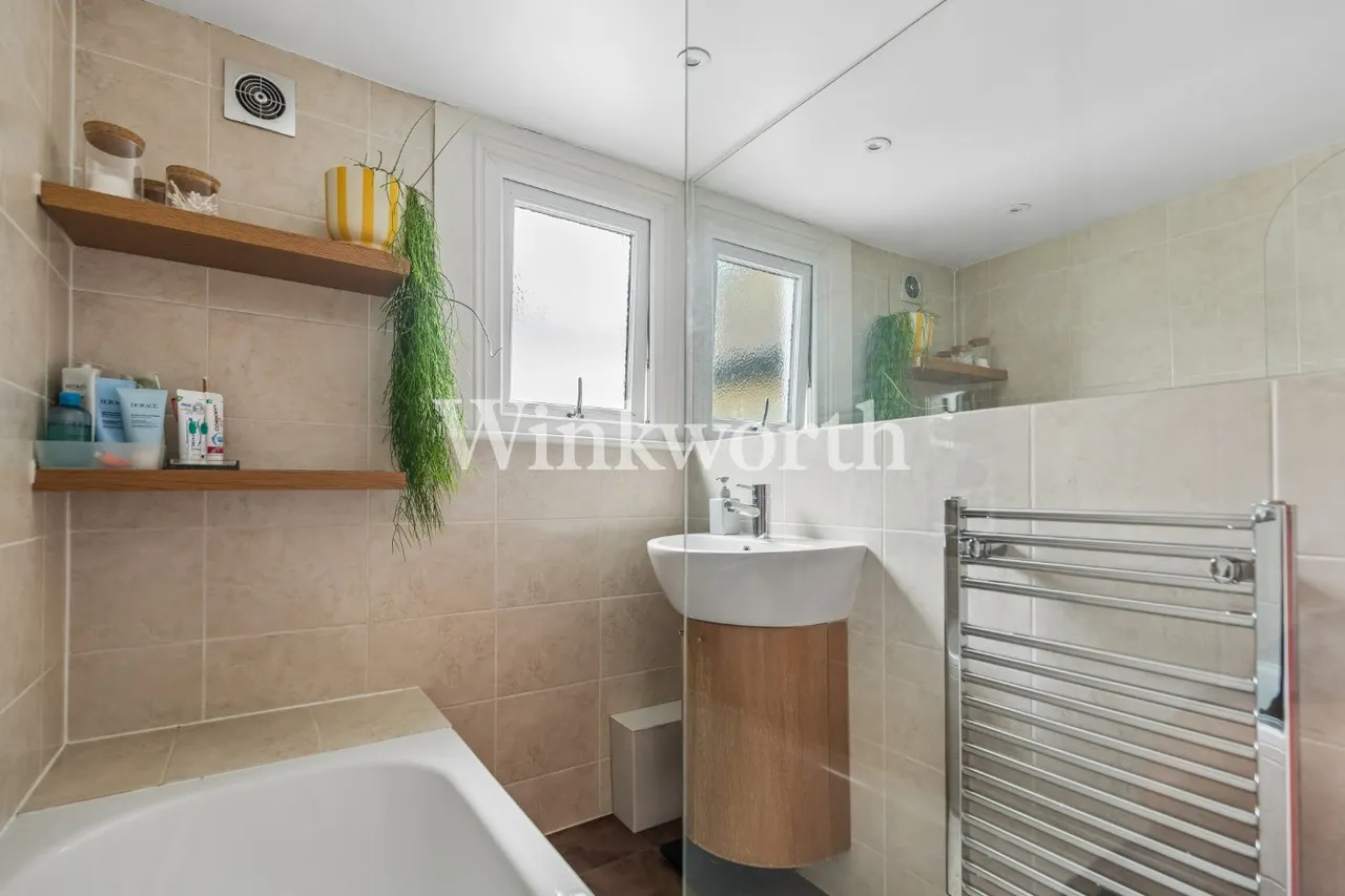 Lothair Road South, London, N4, photo 12
