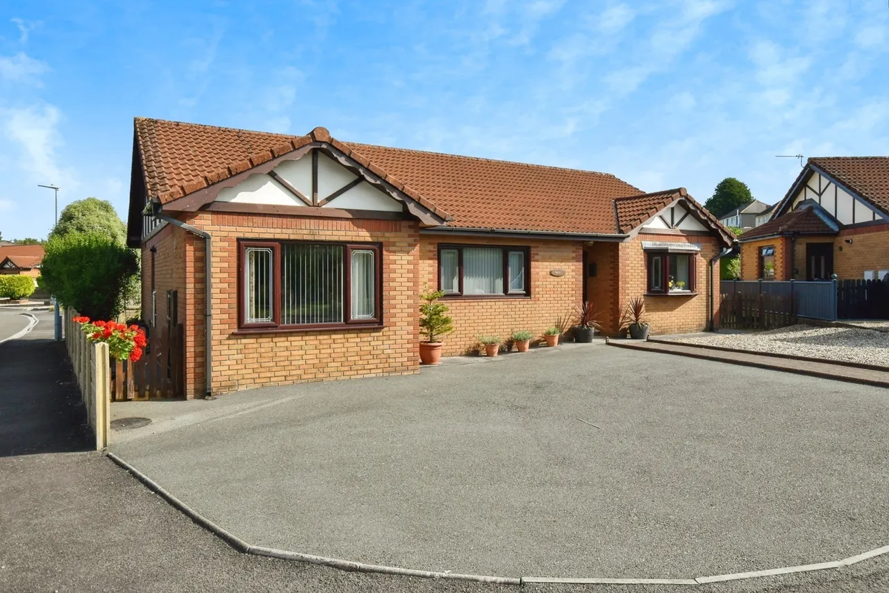 Parc Bwtrimawr, Betws, SA18, photo 15