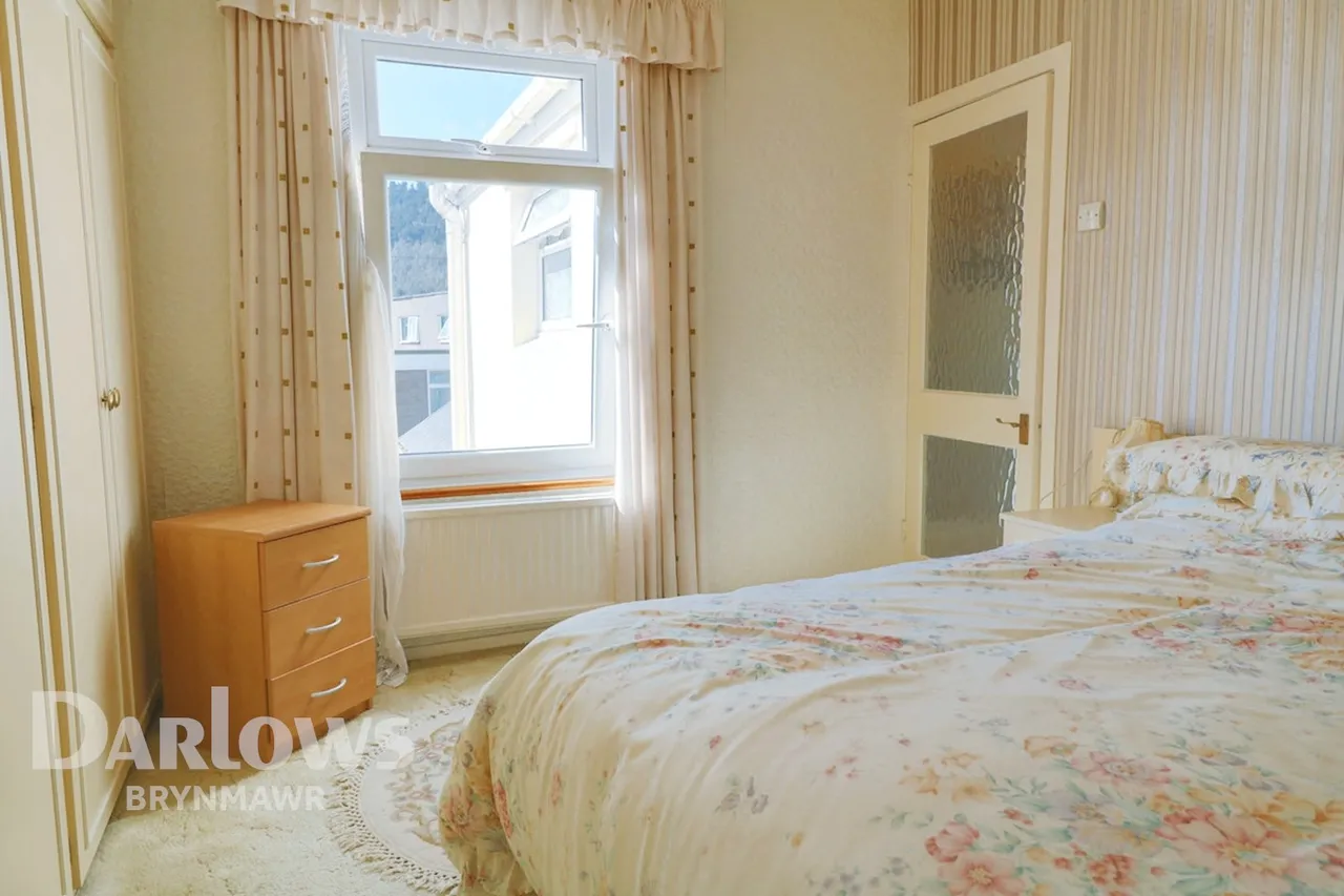 Ashfield Road, Abertillery, photo 11