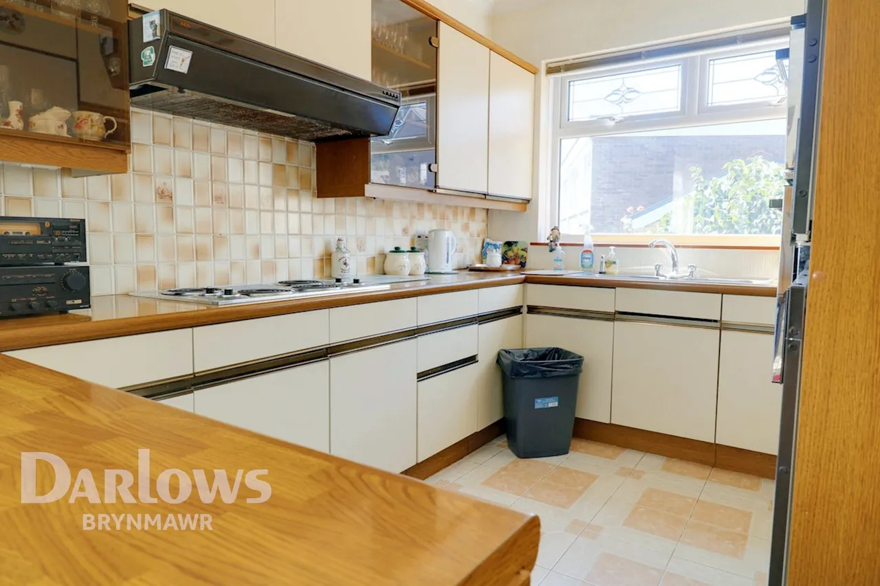 Ashfield Road, Abertillery, photo 5