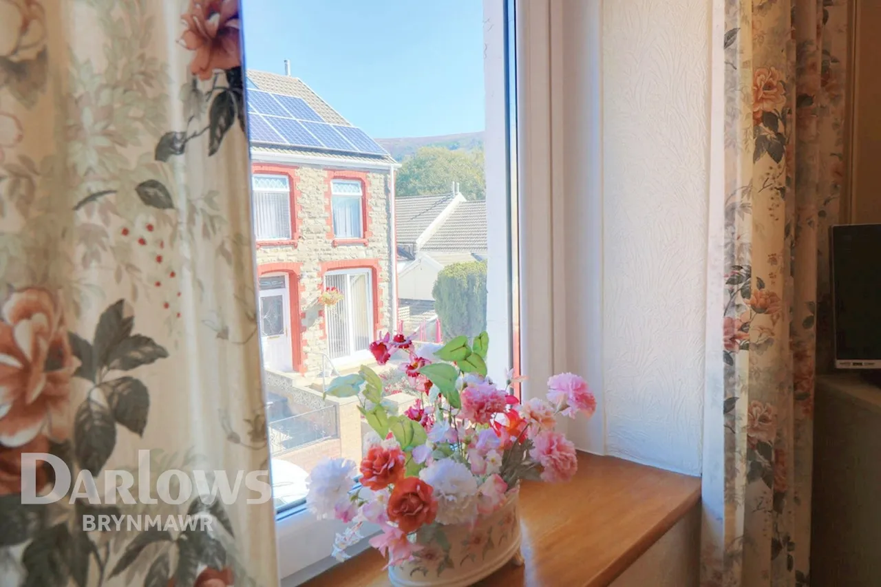Ashfield Road, Abertillery, photo 10