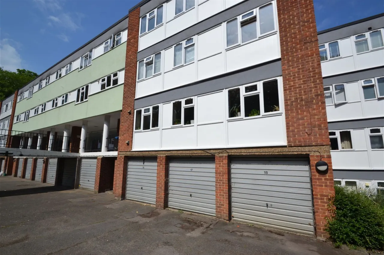 Berkeley Court, Weybridge, KT13 9HX, photo 7