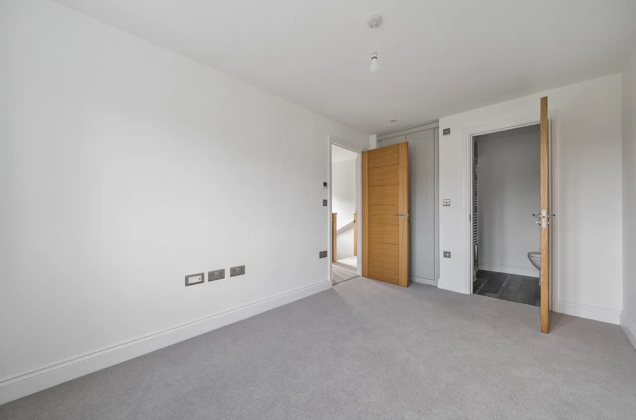 Angmering, BN16, photo 13