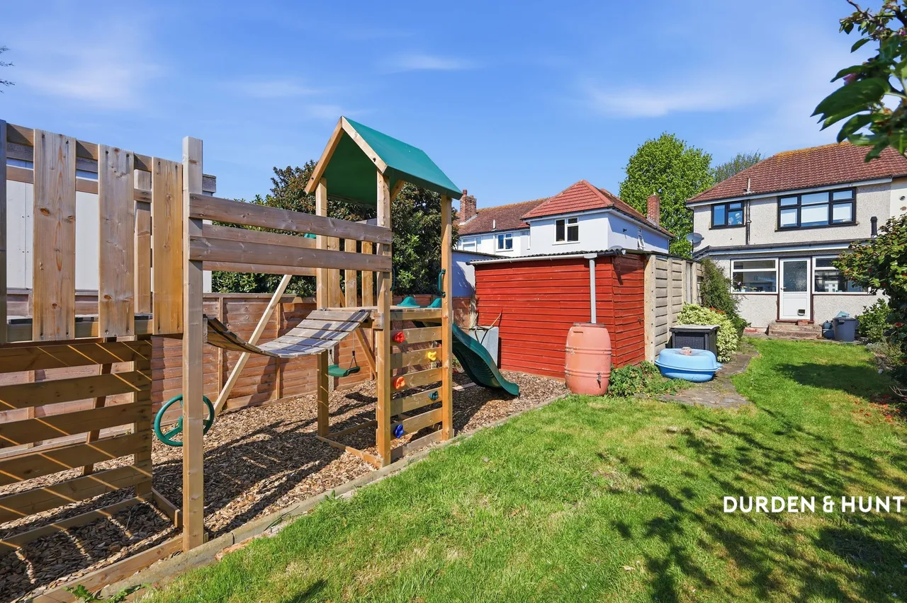 Benhurst Avenue, Hornchurch, RM12, photo 17