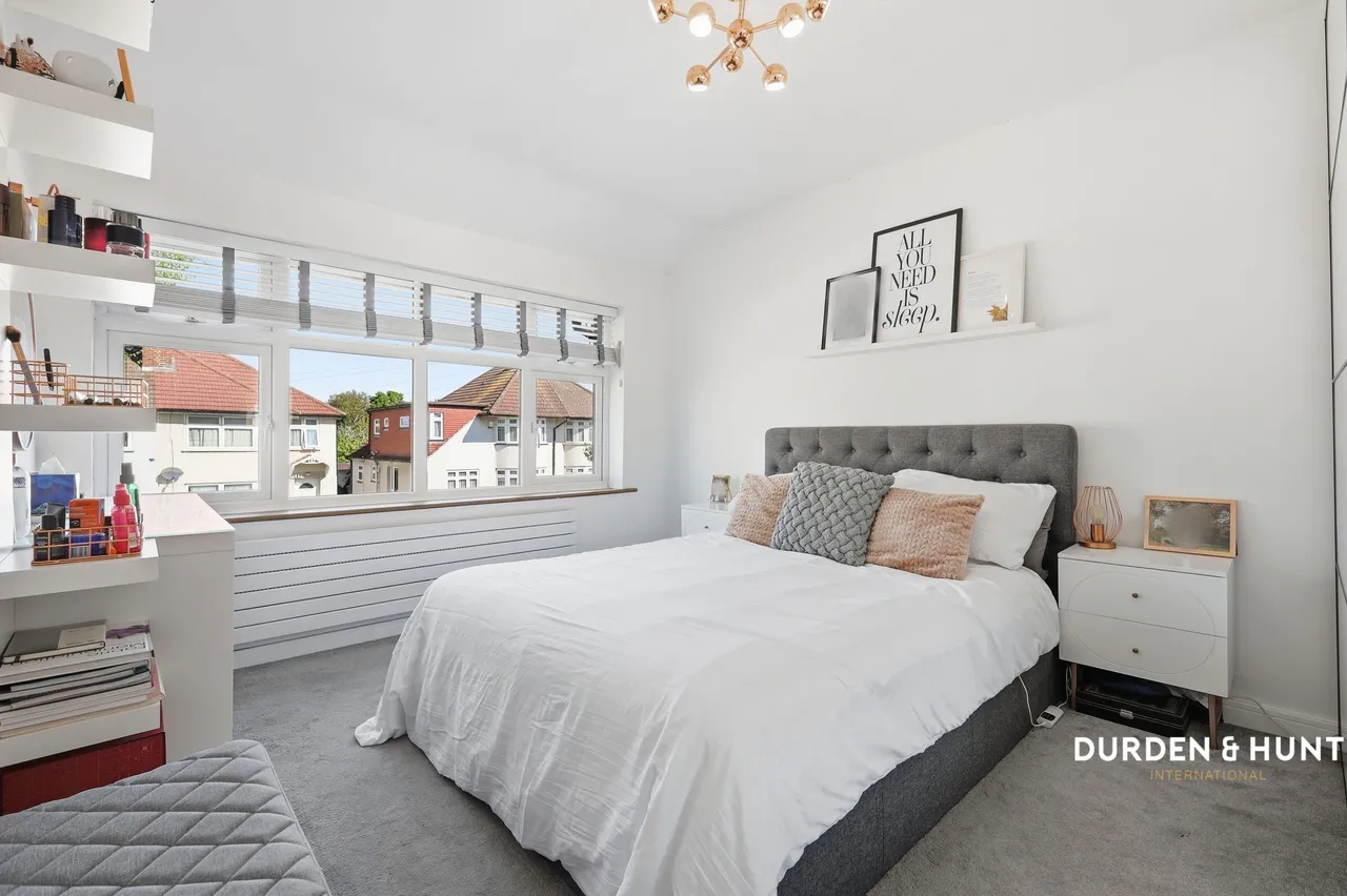 Benhurst Avenue, Hornchurch, RM12, photo 11