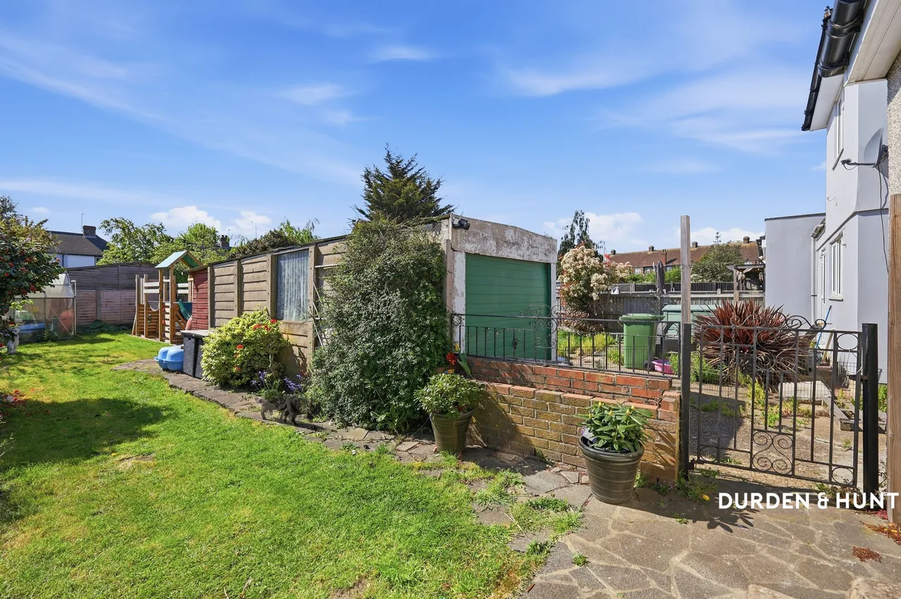 Benhurst Avenue, Hornchurch, RM12, photo 18