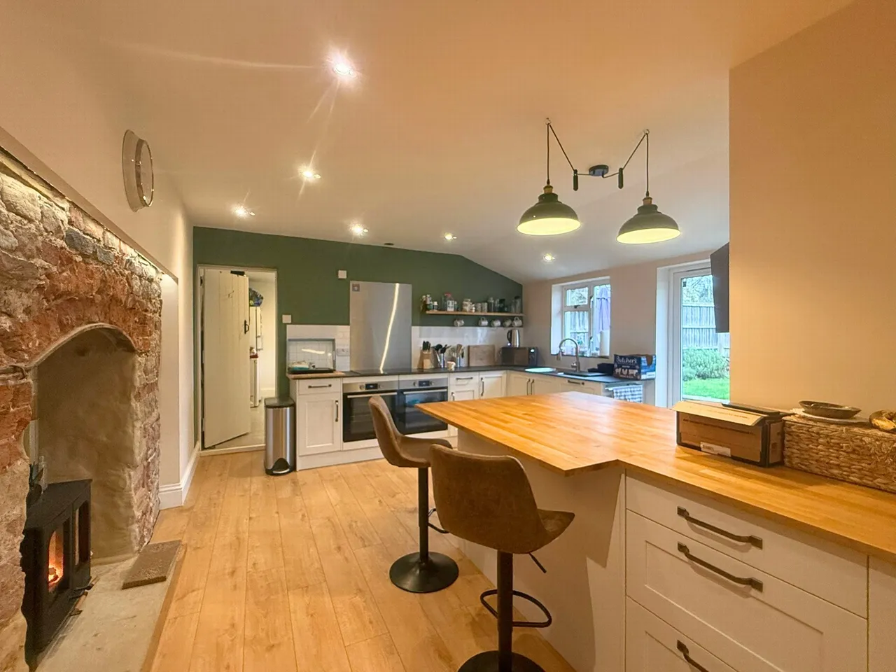 Whitchurch, HR9, photo 12