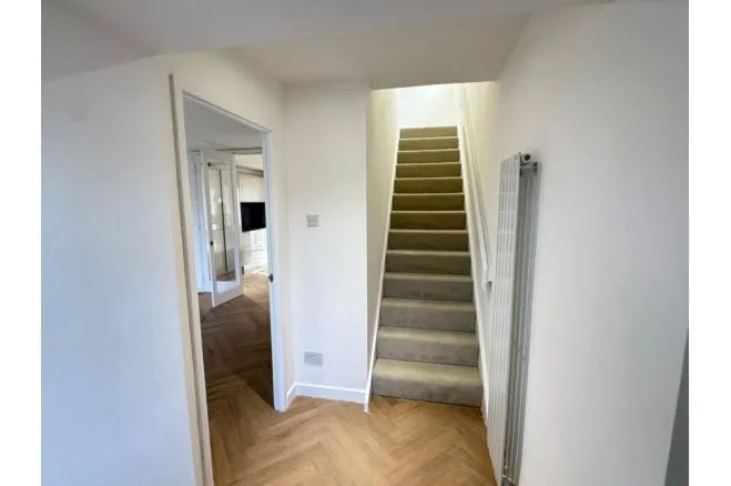 Clewley Drive, Wolverhampton, photo 11