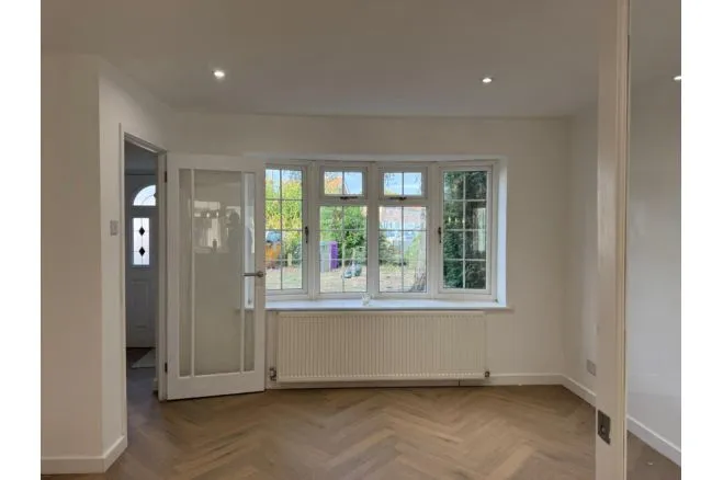 Clewley Drive, Wolverhampton, photo 7