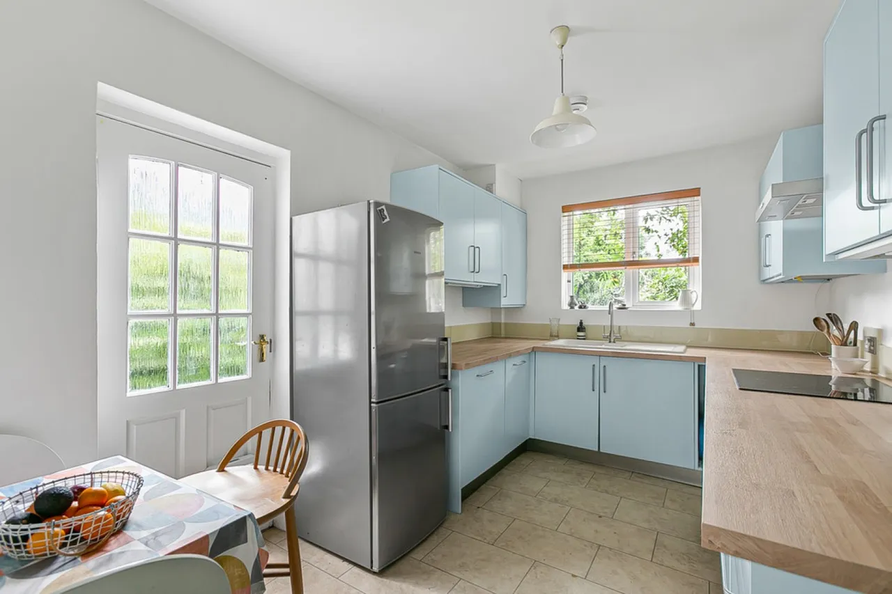 Clavering Road, Aldersbrook, photo 6