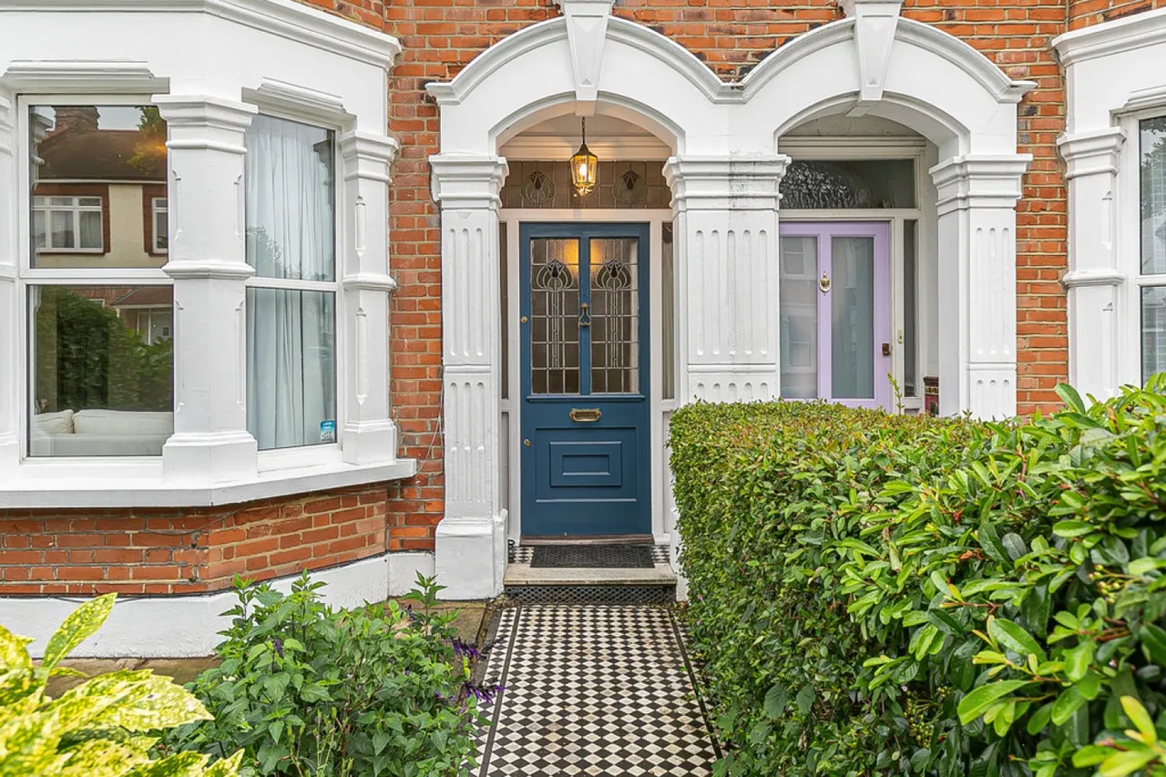Clavering Road, Aldersbrook, photo 4