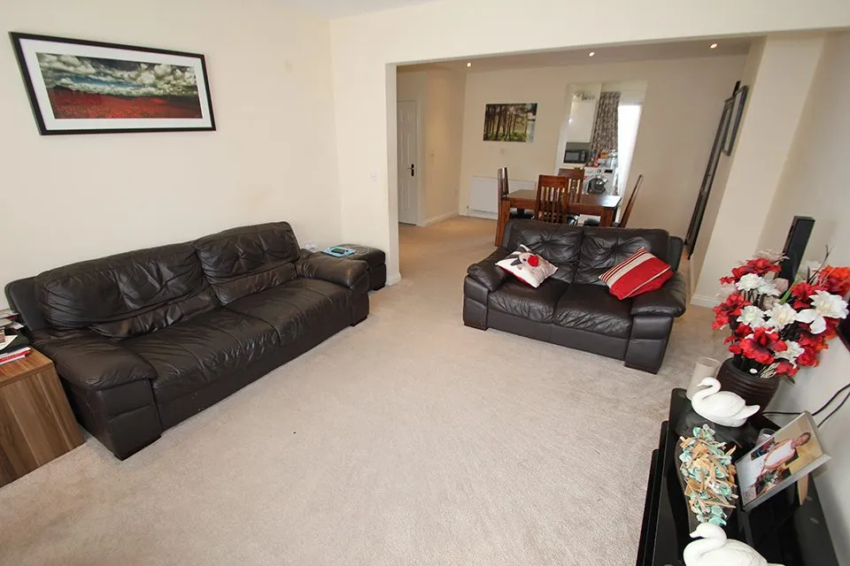 Harington Terrace, Edmonton, N18, photo 5