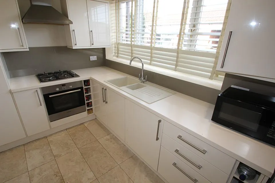 4 bed house to rent, Harington Terrace, Edmonton, N18