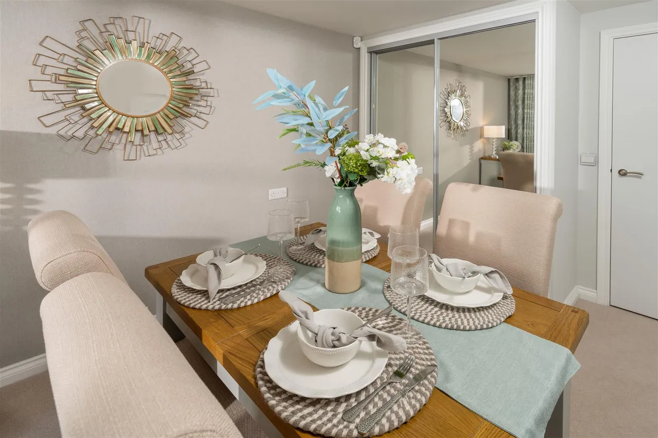 South Acre Drive, Handforth, photo 6