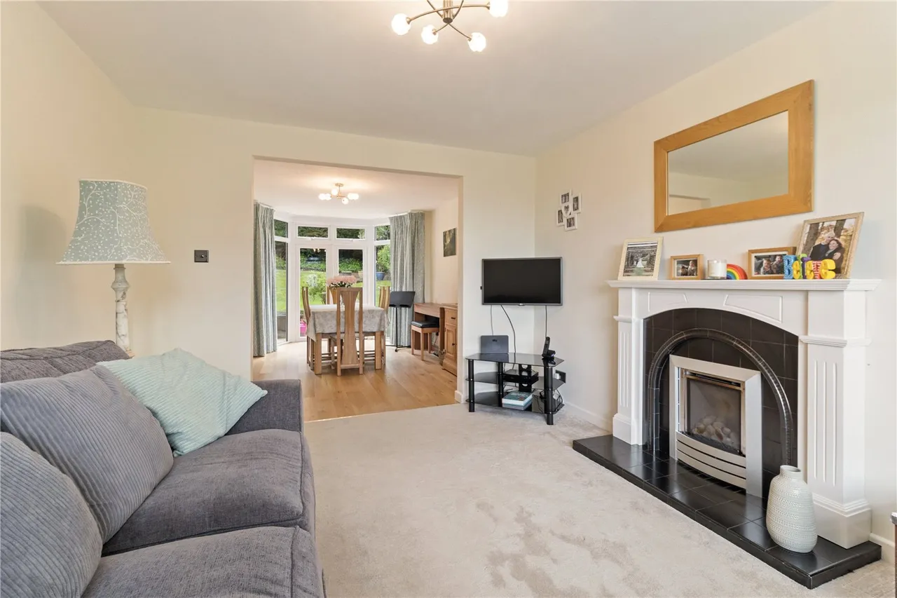 Lickey Square, Lickey, Birmingham, B45 8HA, photo 2