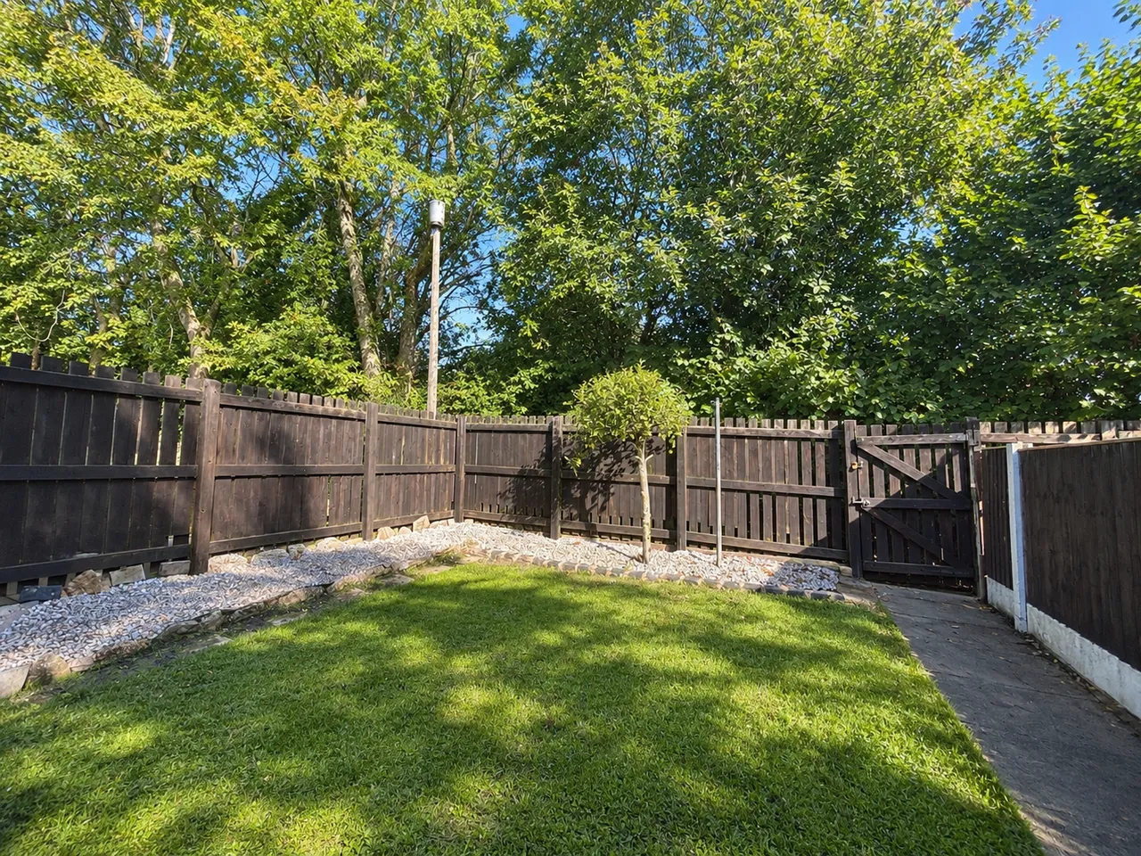 Athens Drive, Worsley, M28, photo 10