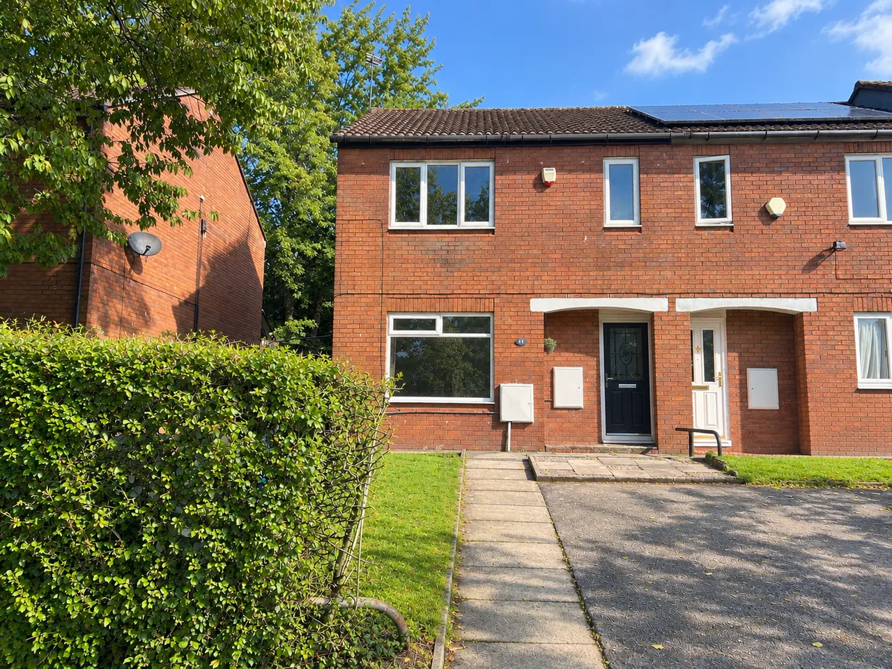 2 bed house to rent — Athens Drive, Worsley, M28
