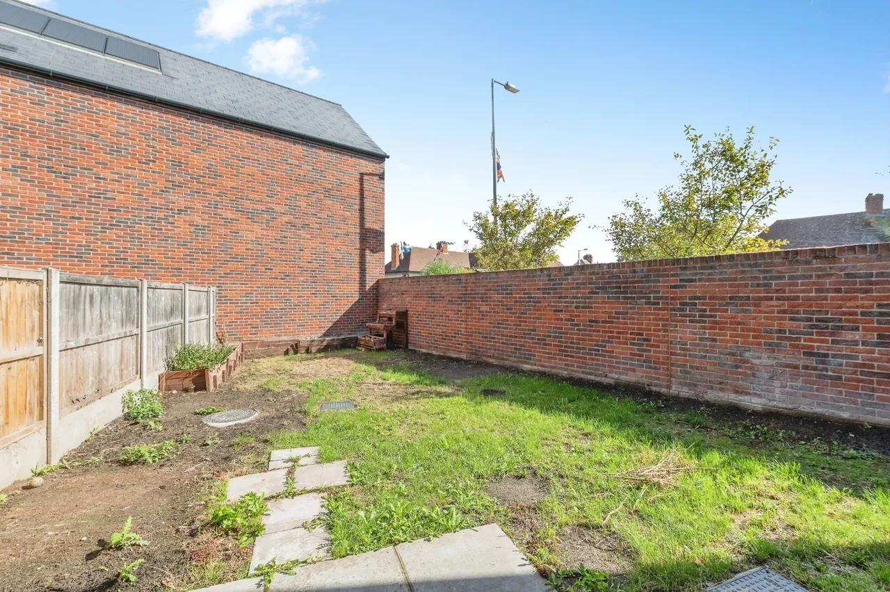 Mulberry Way, Tilbury, Essex, RM18, photo 18