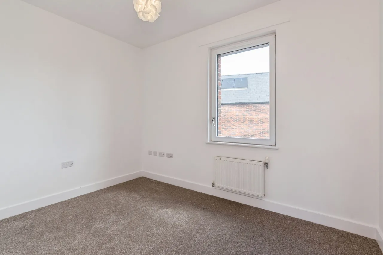 Mulberry Way, Tilbury, Essex, RM18, photo 17