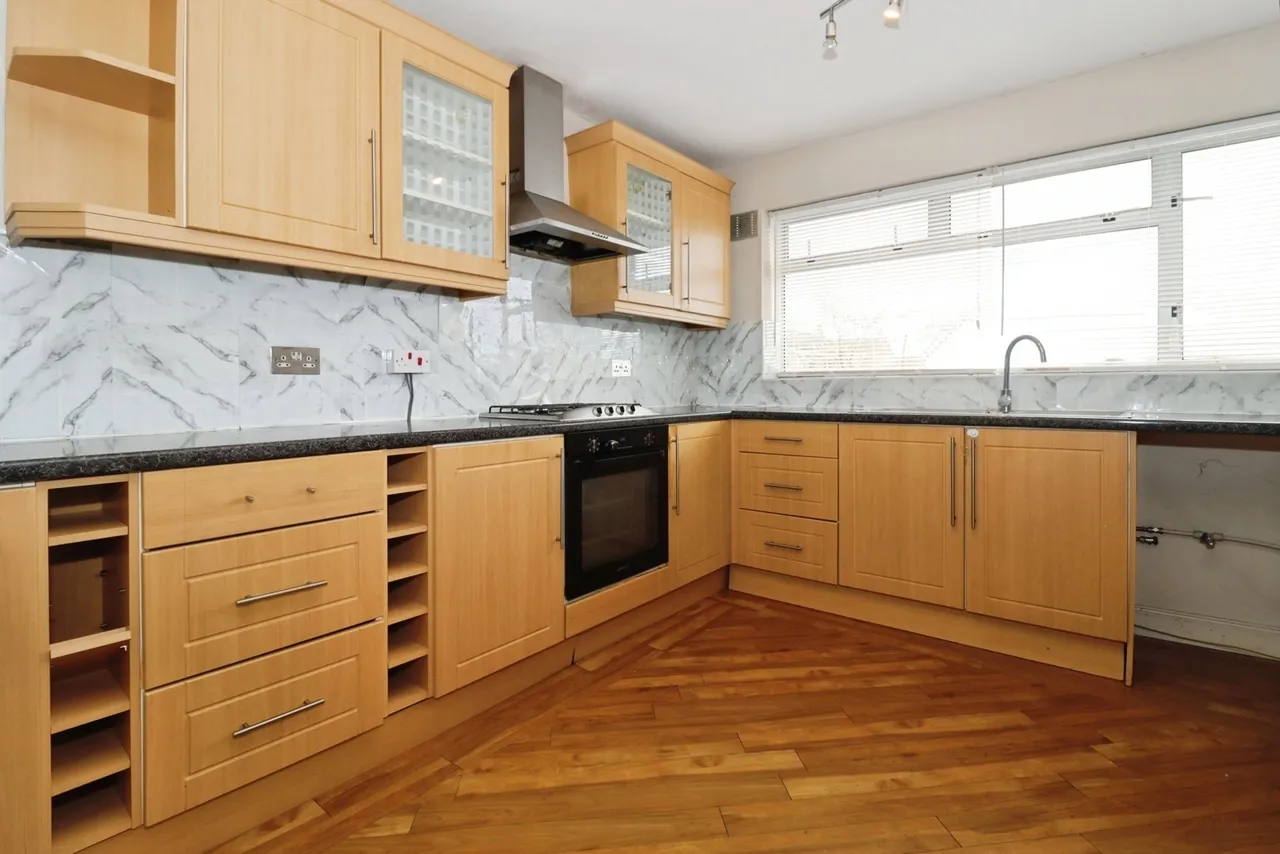 Albany Way, Oldland Common, Bristol, BS30, photo 7