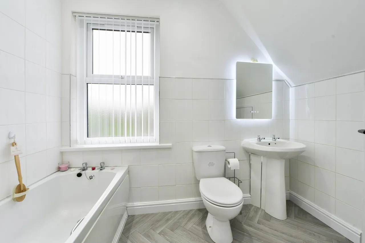 Primrose Avenue, Sheffield, S5, photo 2