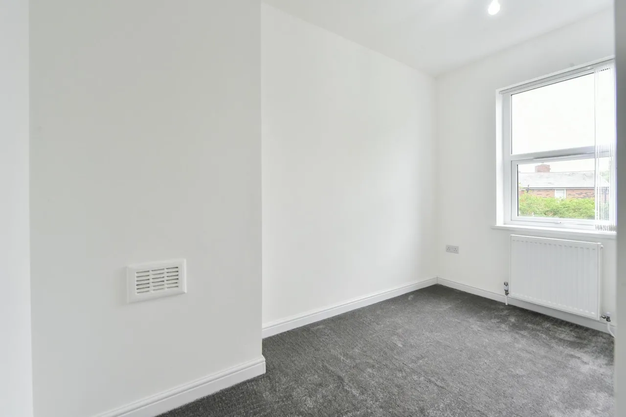 Primrose Avenue, Sheffield, S5, photo 11