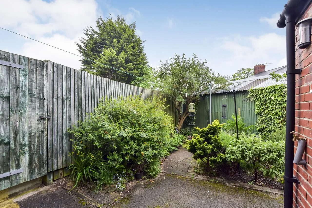 Primrose Avenue, Sheffield, S5, photo 17