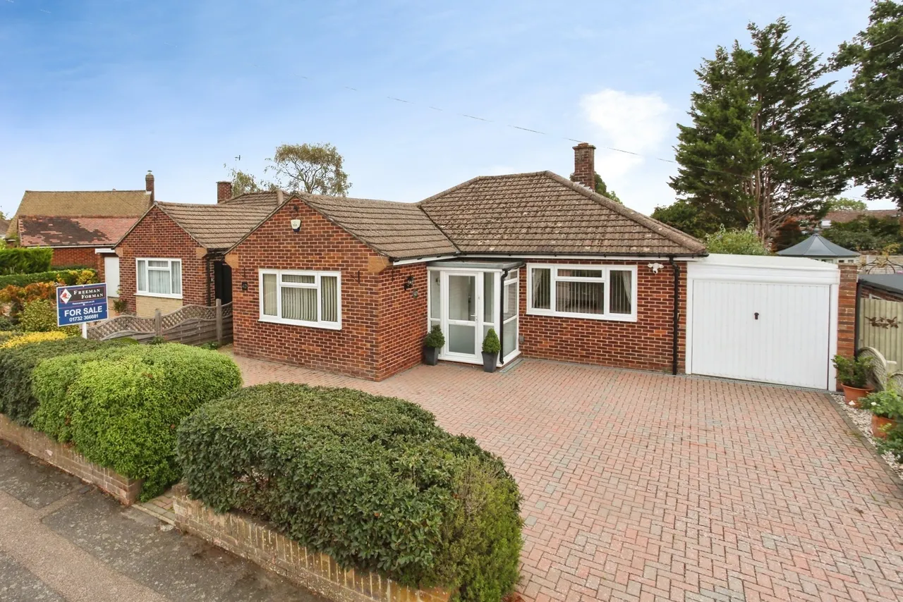 2 bed house for sale, Orchard Drive, Tonbridge, TN10
