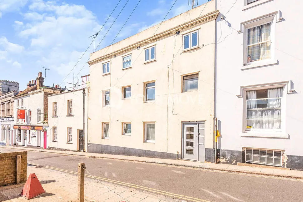 1 bed flat for sale — Flat 3, Effingham Street, Ramsgate, Kent, CT11