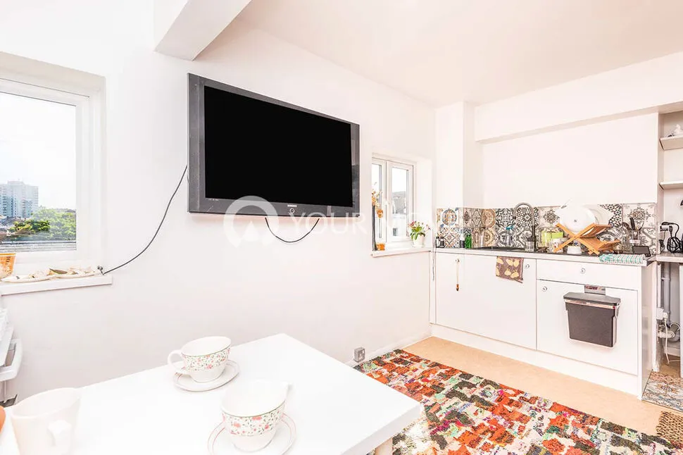 Flat 3, Effingham Street, Ramsgate, Kent, CT11, photo 8