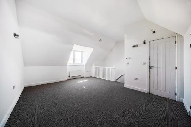 Axtell Way, Weston Turville, HP22, photo 9