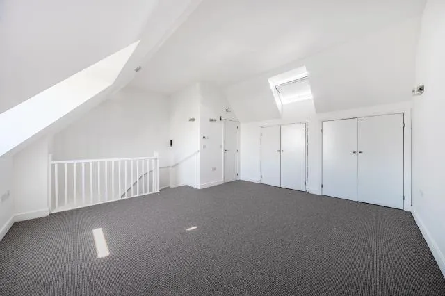 Axtell Way, Weston Turville, HP22, photo 10