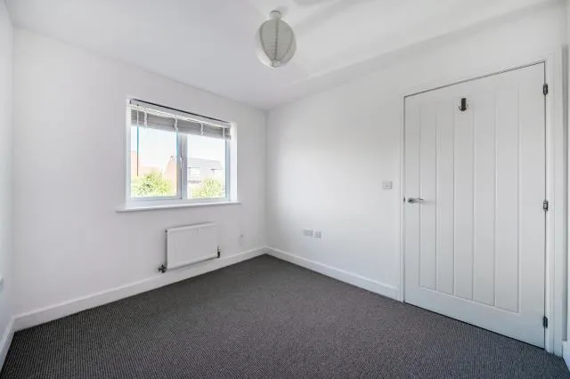 Axtell Way, Weston Turville, HP22, photo 11