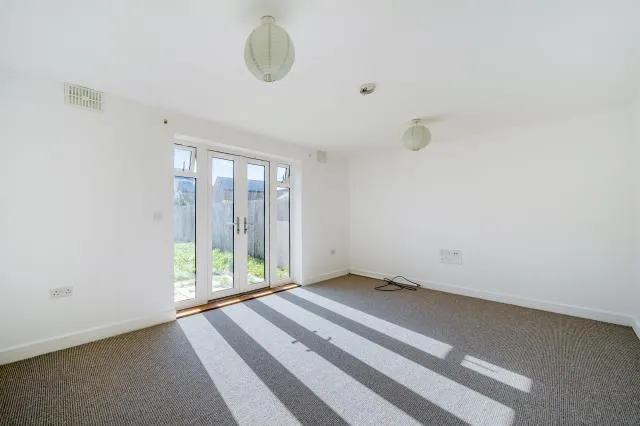 Axtell Way, Weston Turville, HP22, photo 7